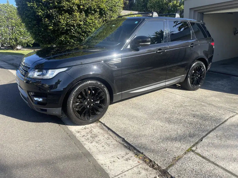 Black Range Rover after an exterior detail