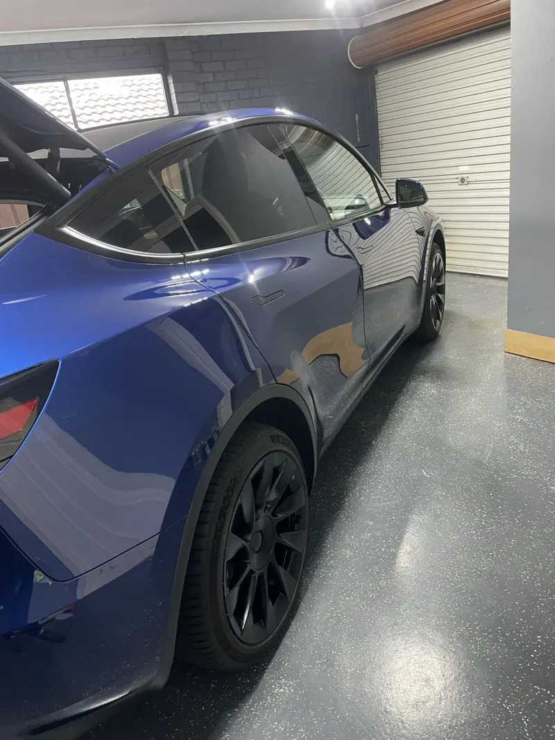 Dark blue paint with deep reflections