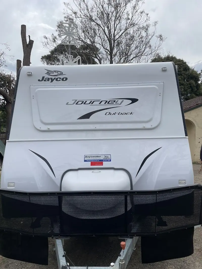 Caravan front end