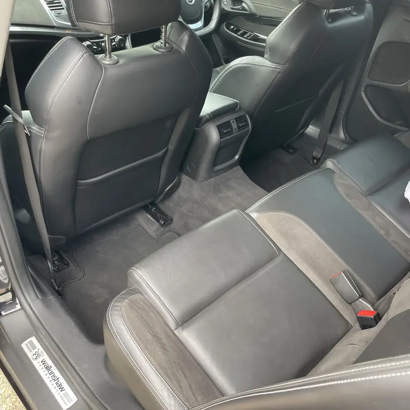 Rear leather seats after cleaning